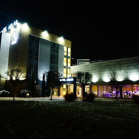 Hotel Atlas Ugljevik Kültér fotó