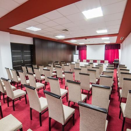 Hotel Atlas Ugljevik Kültér fotó