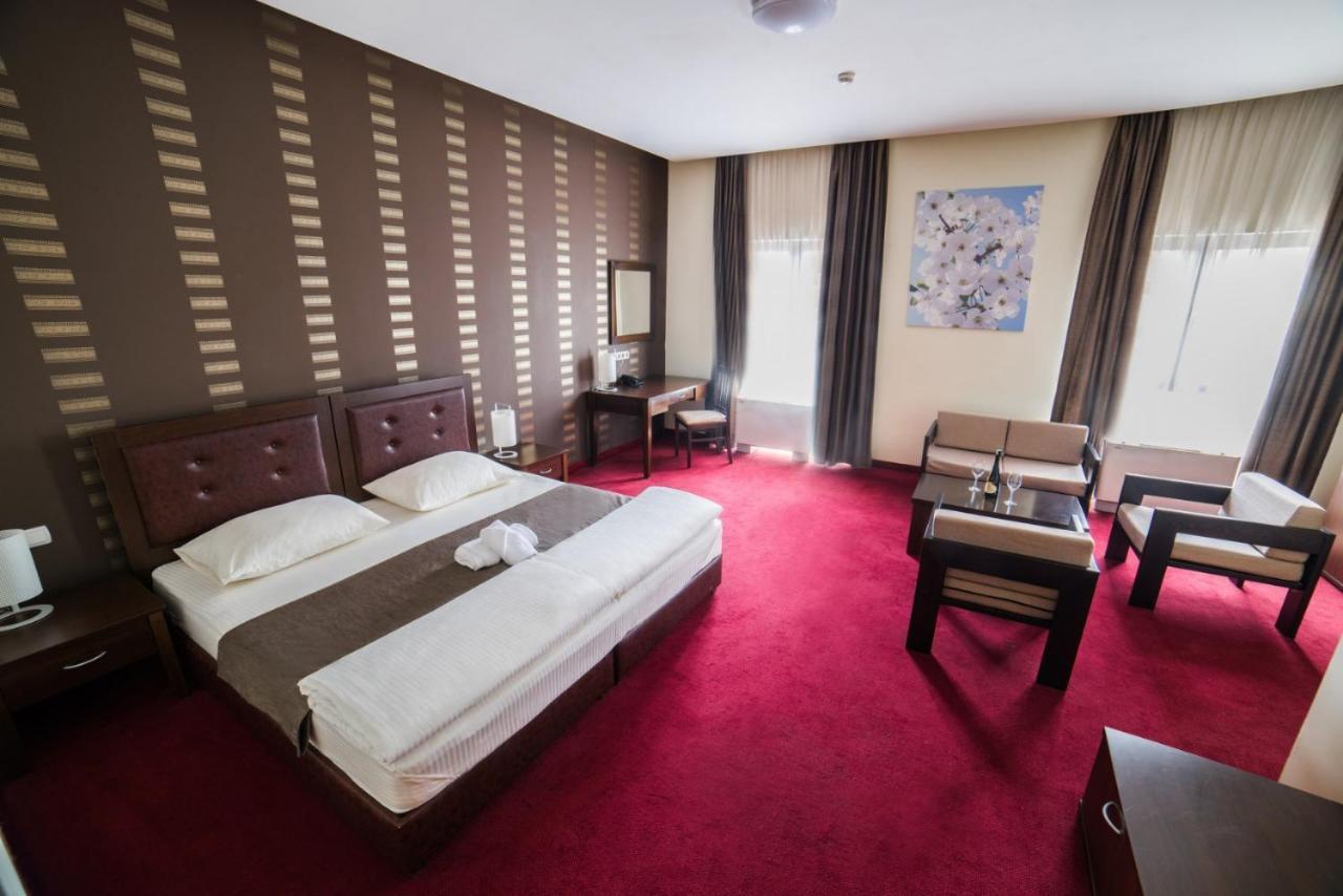 Hotel Atlas Ugljevik Kültér fotó