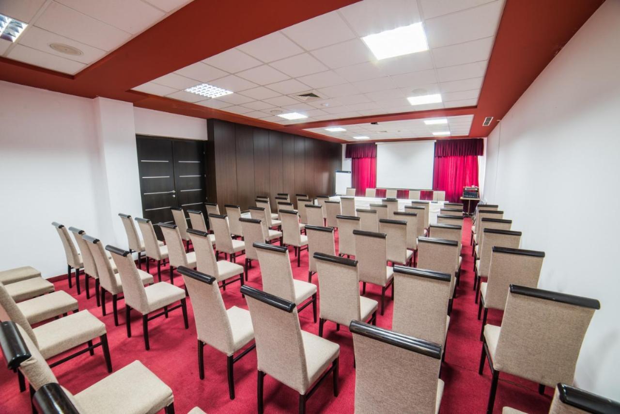 Hotel Atlas Ugljevik Kültér fotó