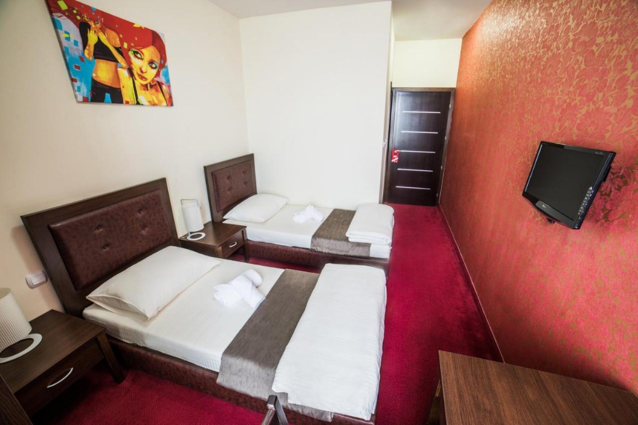 Hotel Atlas Ugljevik Kültér fotó