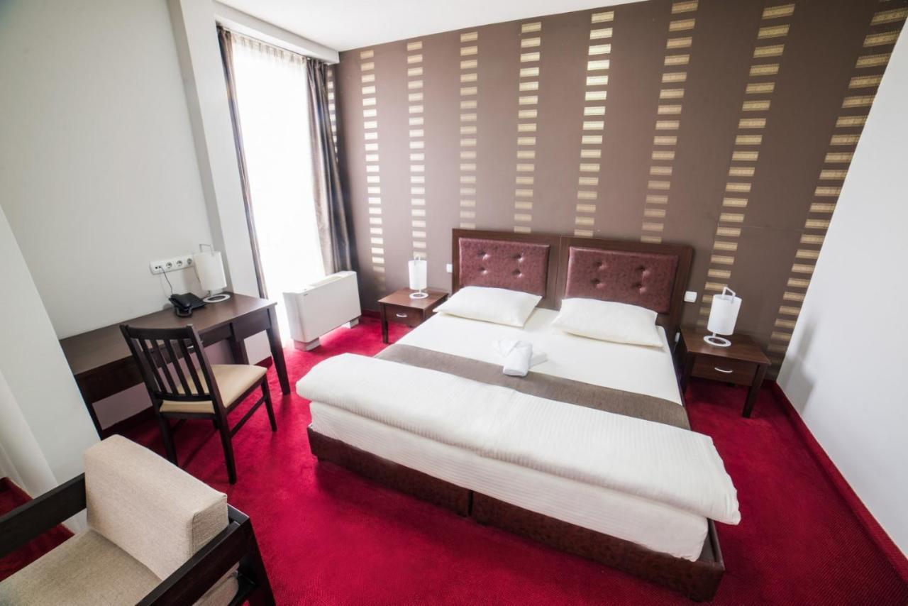 Hotel Atlas Ugljevik Kültér fotó