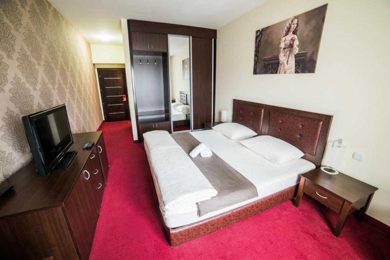 Hotel Atlas Ugljevik Kültér fotó