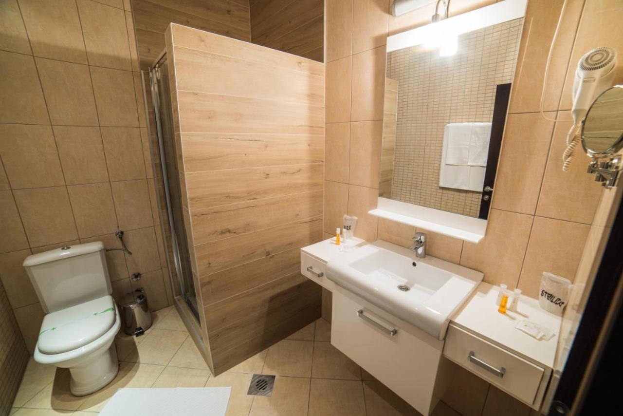 Hotel Atlas Ugljevik Kültér fotó